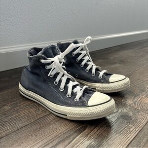 Size 7.5 women’s - Converse Chuck Taylor All Star Hi Top Blue Corduroy